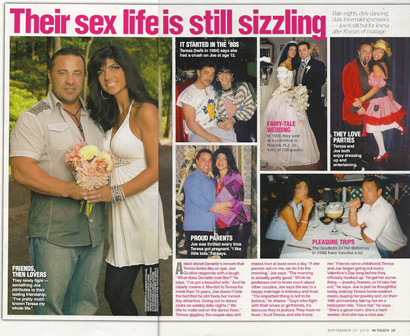 Illustration for article titled This Week In Tabloids: Ashton Cheats On Demi (Again)